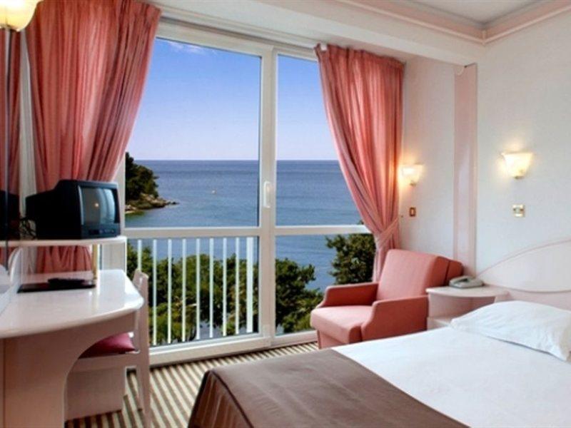Hotel Zorna Plava Laguna Пореч Экстерьер фото